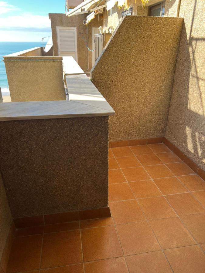 Atico Primera Linea De Playa. Cádiz Exterior foto